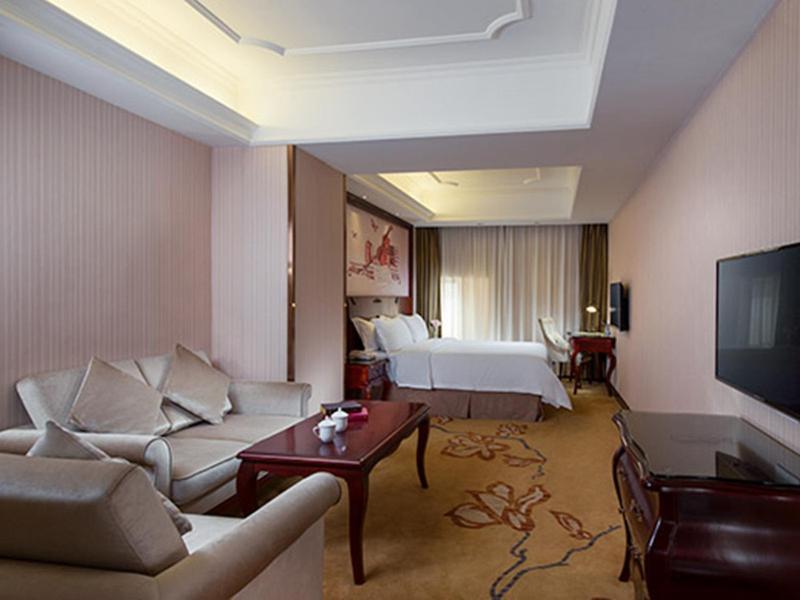 Vienna Hotel Shenzhen Shuiku New Village Exterior photo