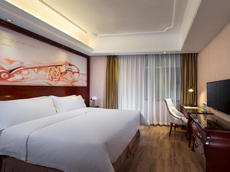 Vienna Hotel Shenzhen Shuiku New Village Exterior photo
