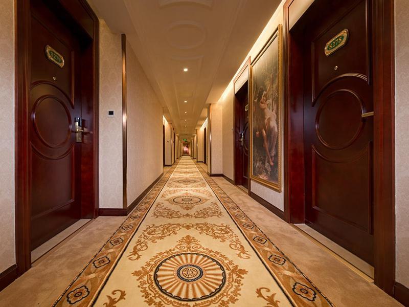 Vienna Hotel Shenzhen Shuiku New Village Exterior photo