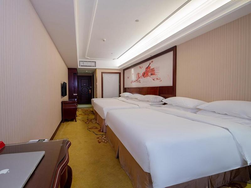 Vienna Hotel Shenzhen Shuiku New Village Exterior photo